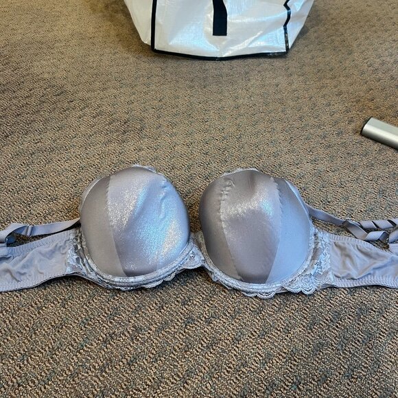 Victoria's Secret Dream Angels Grey Bra - Picture 1 of 6